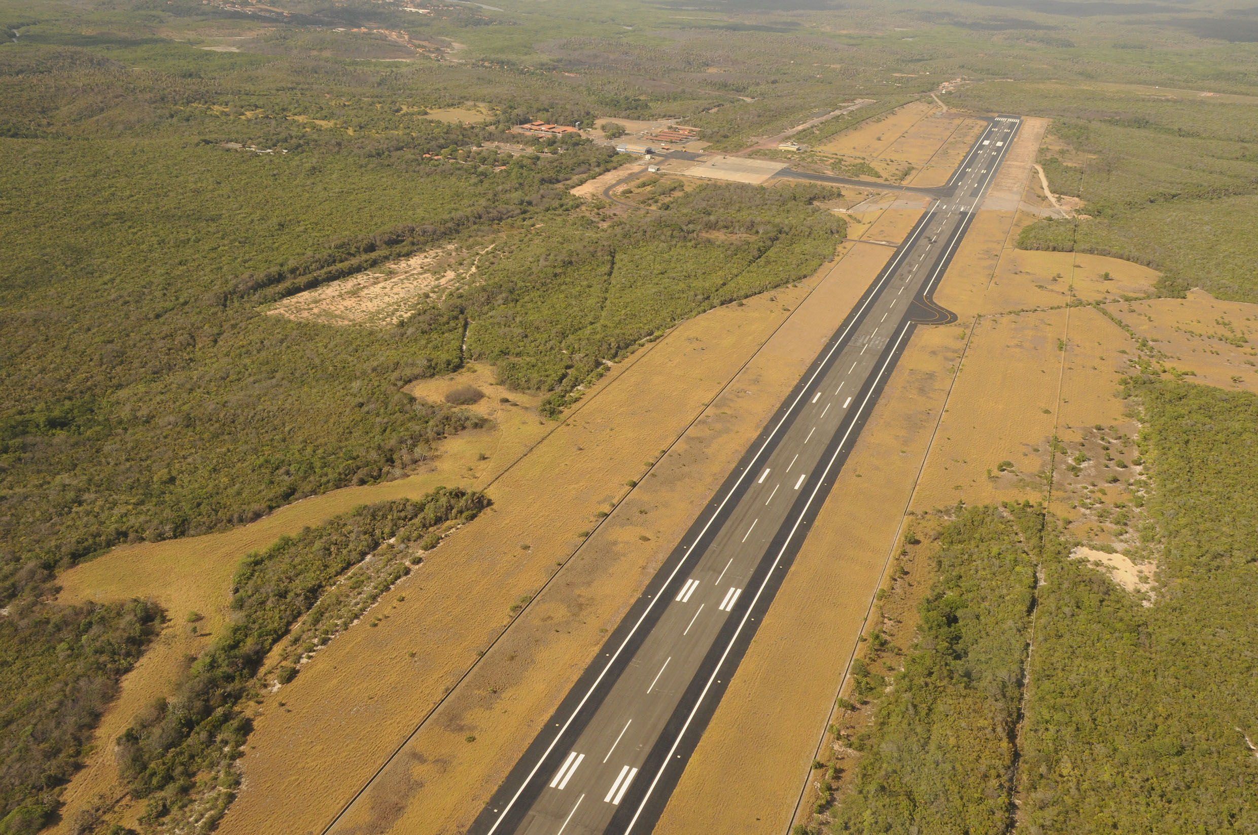 Pista 09/27 Centro de Lançamento de Alcântara (CLA) Alcântara Pista 09/27 Centro de Lançamento de Alcântara (CLA) Alcântara