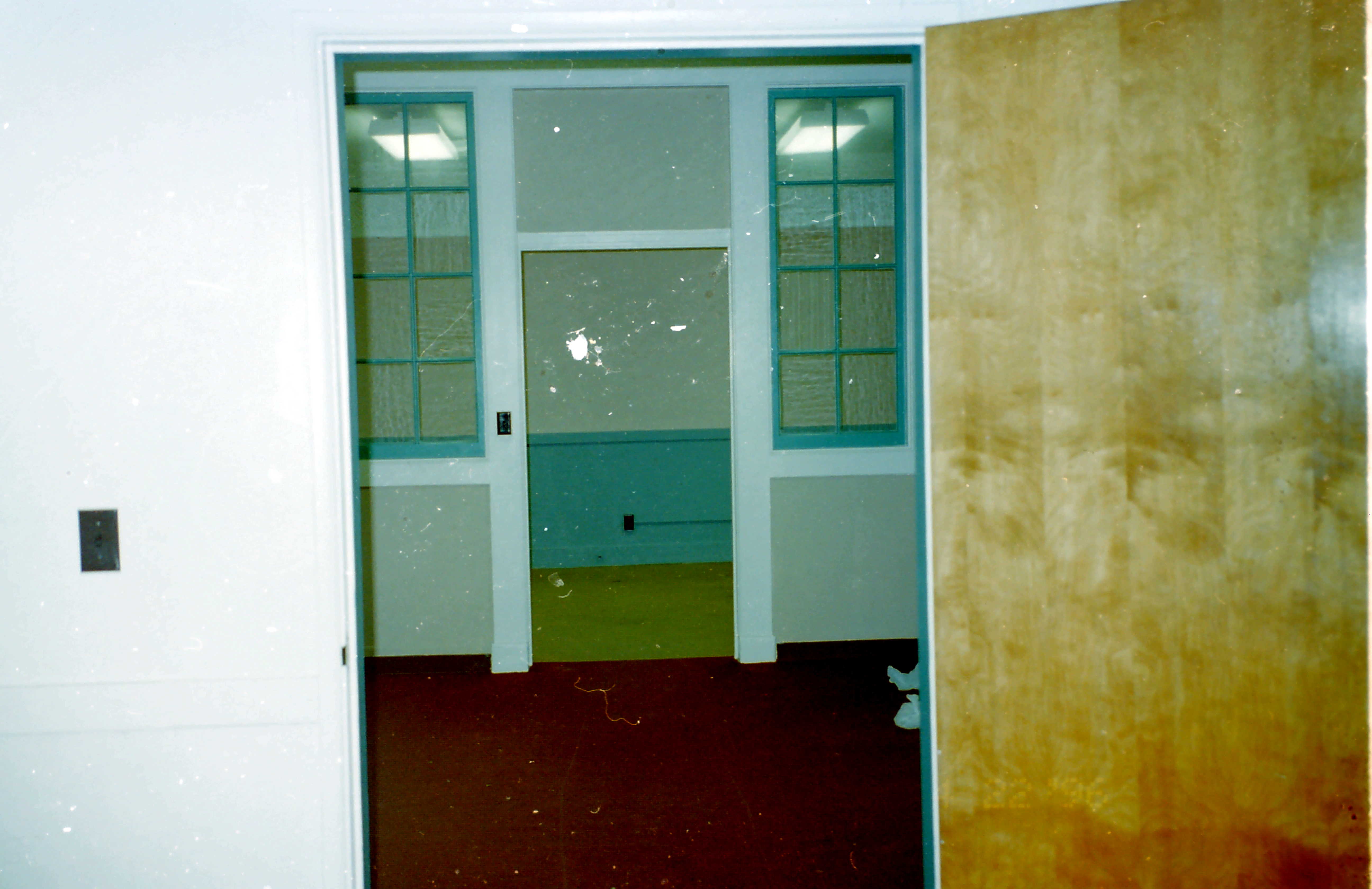 Downey Abandoned Asylum - 9gwbsam