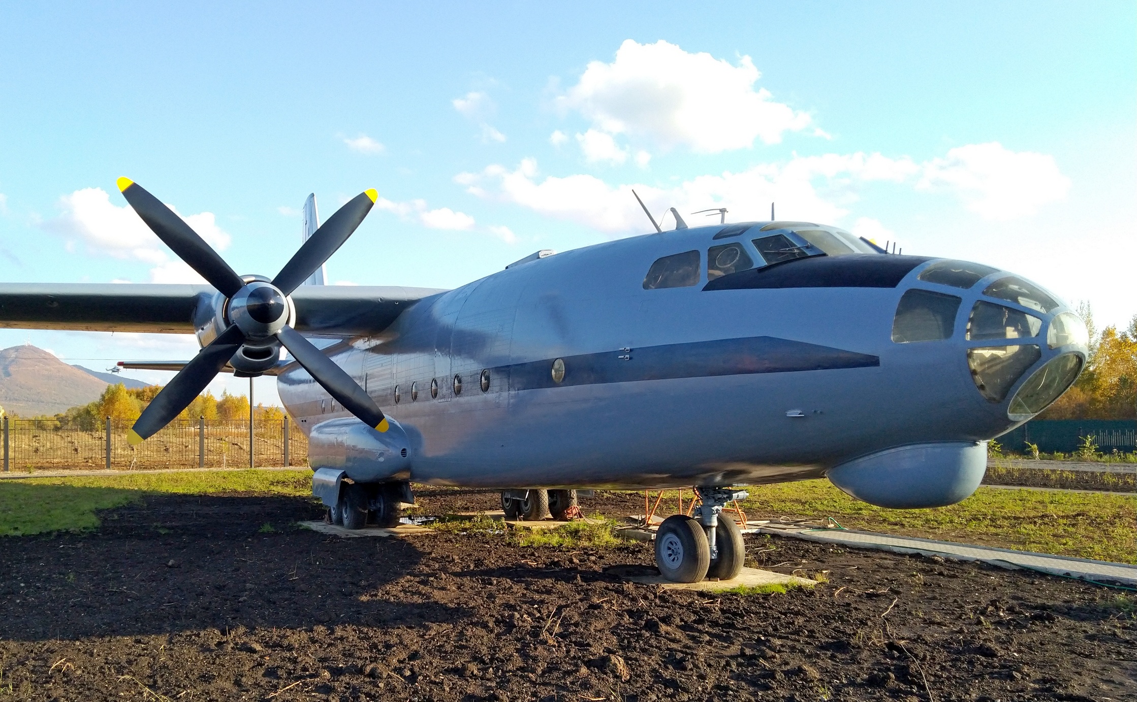 Antonov An-8 - Arsenyev