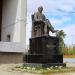 Памятник Суоруну Омоллоону в городе Якутск