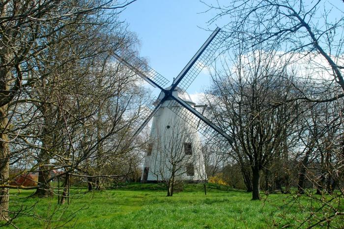Moulin Gustot — Wikipédia