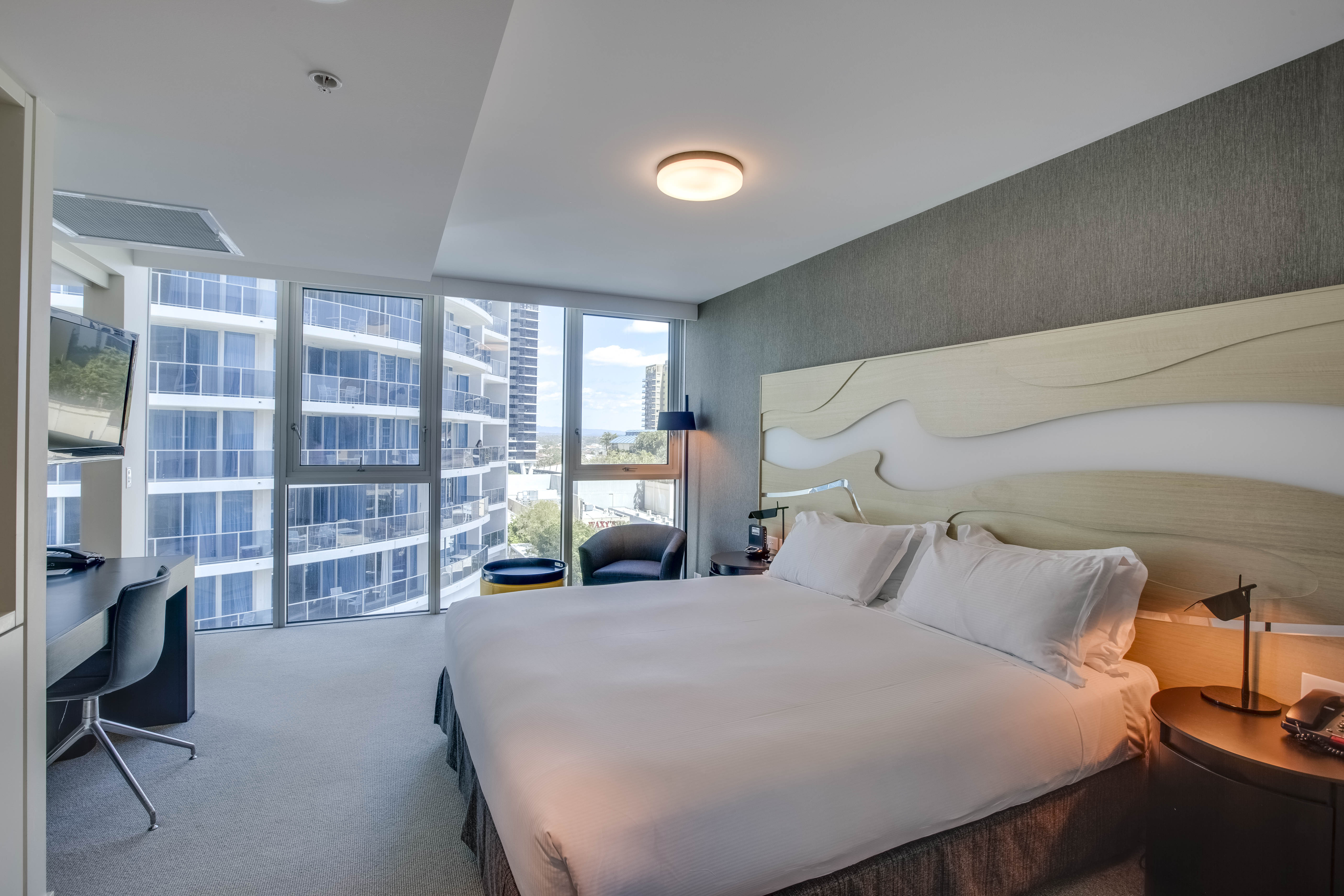 Hilton Surfers Paradise Hotel And Residences Gold Coast City Qld 