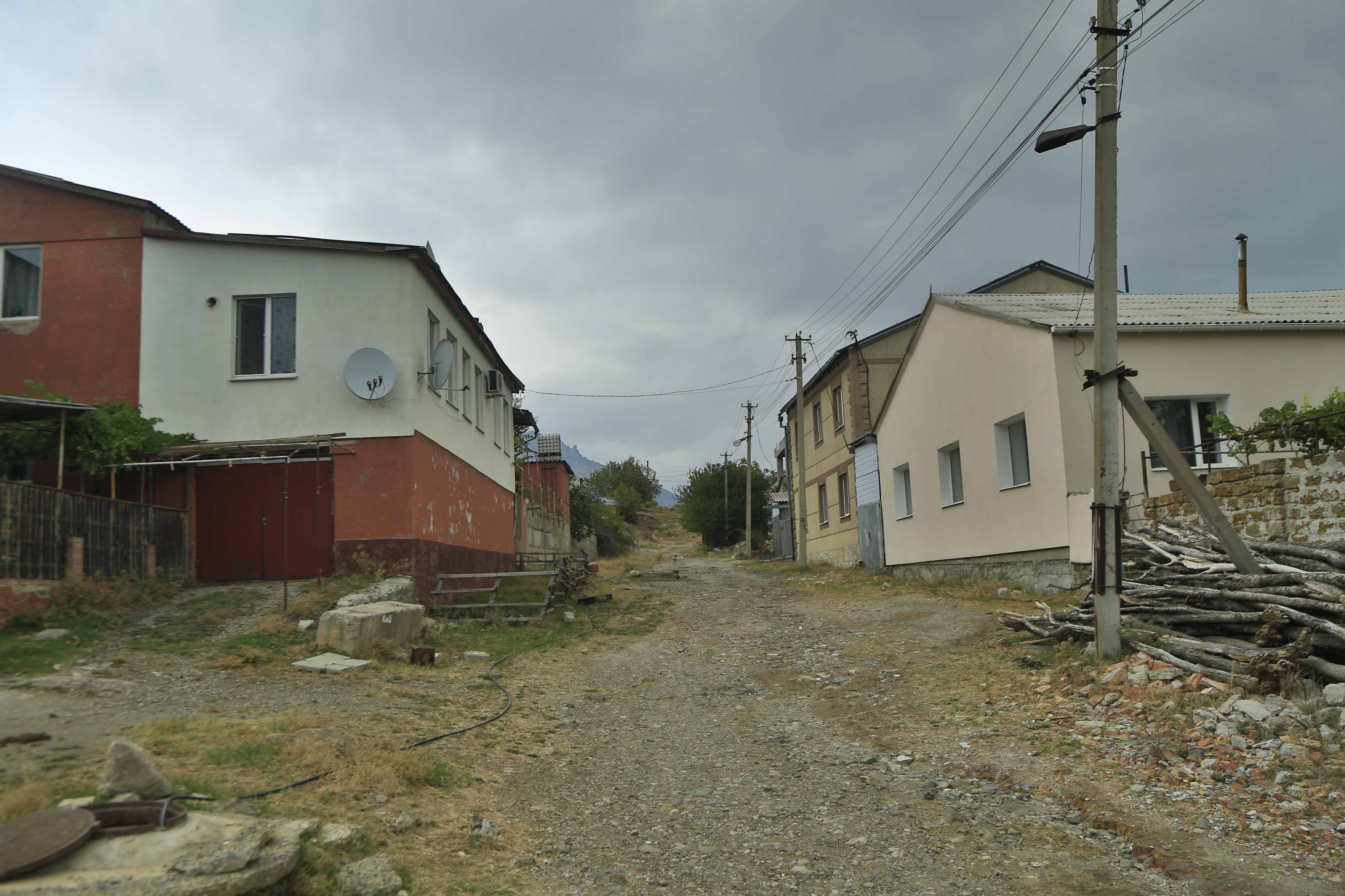 World / Ukraine / Krym / Alushta , 8 км от центра (Алушта)