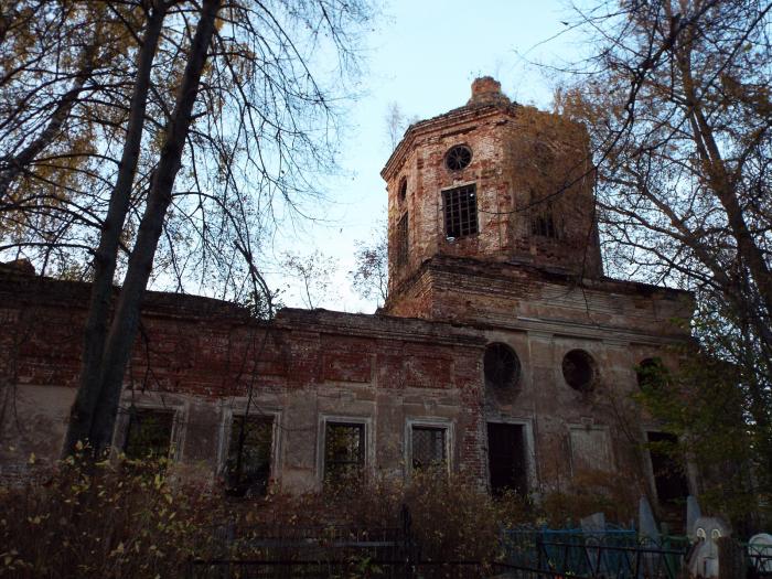 Храм Воздвижения Креста Господня в Свердлово