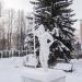 Фонтан со скульптурой «Девушка с веслом» в городе Видное
