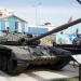 Танк Т-72Б — экспонат в городе Каменск-Шахтинский