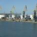 Хранилища нефти в городе Поти