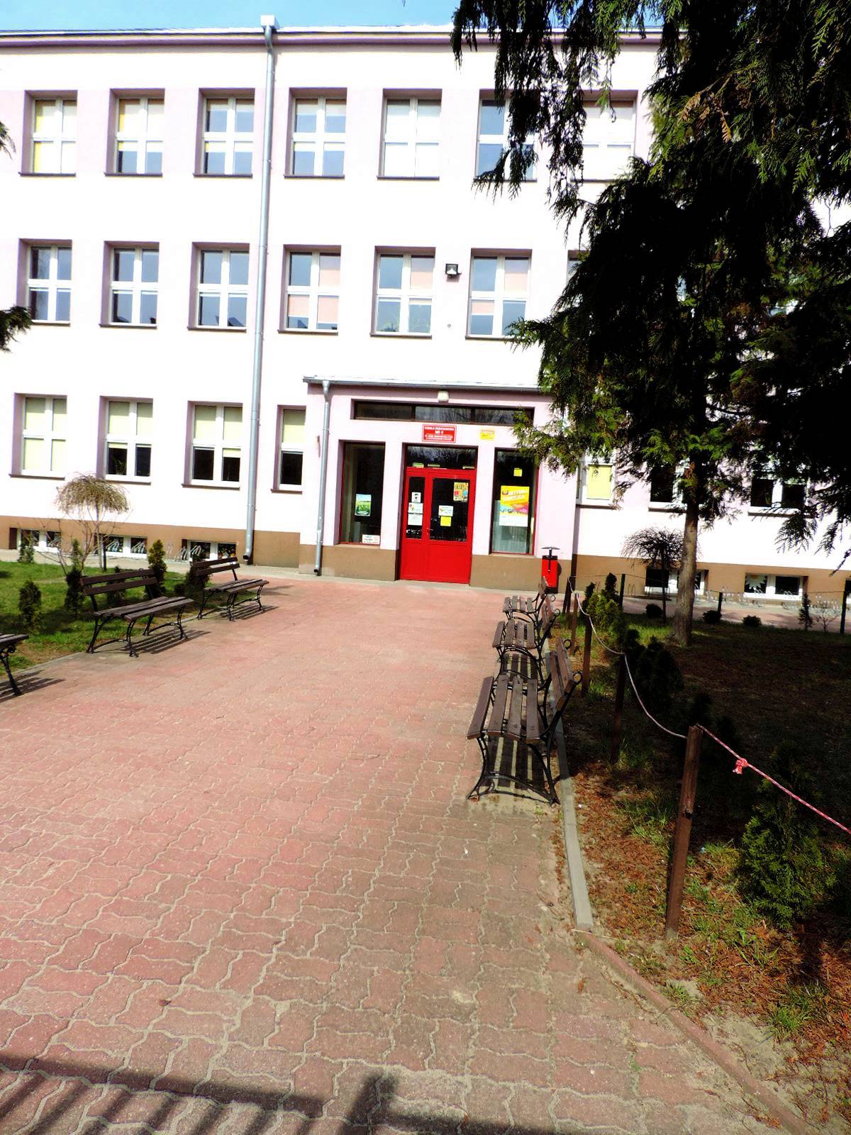 Szkoła Podstawowa Nr 1 Aleksandrów łódzki Szkoła Podstawowa nr 4 - Aleksandrów Łódzki