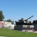 Танк-памятник Т-80 в городе Сертолово