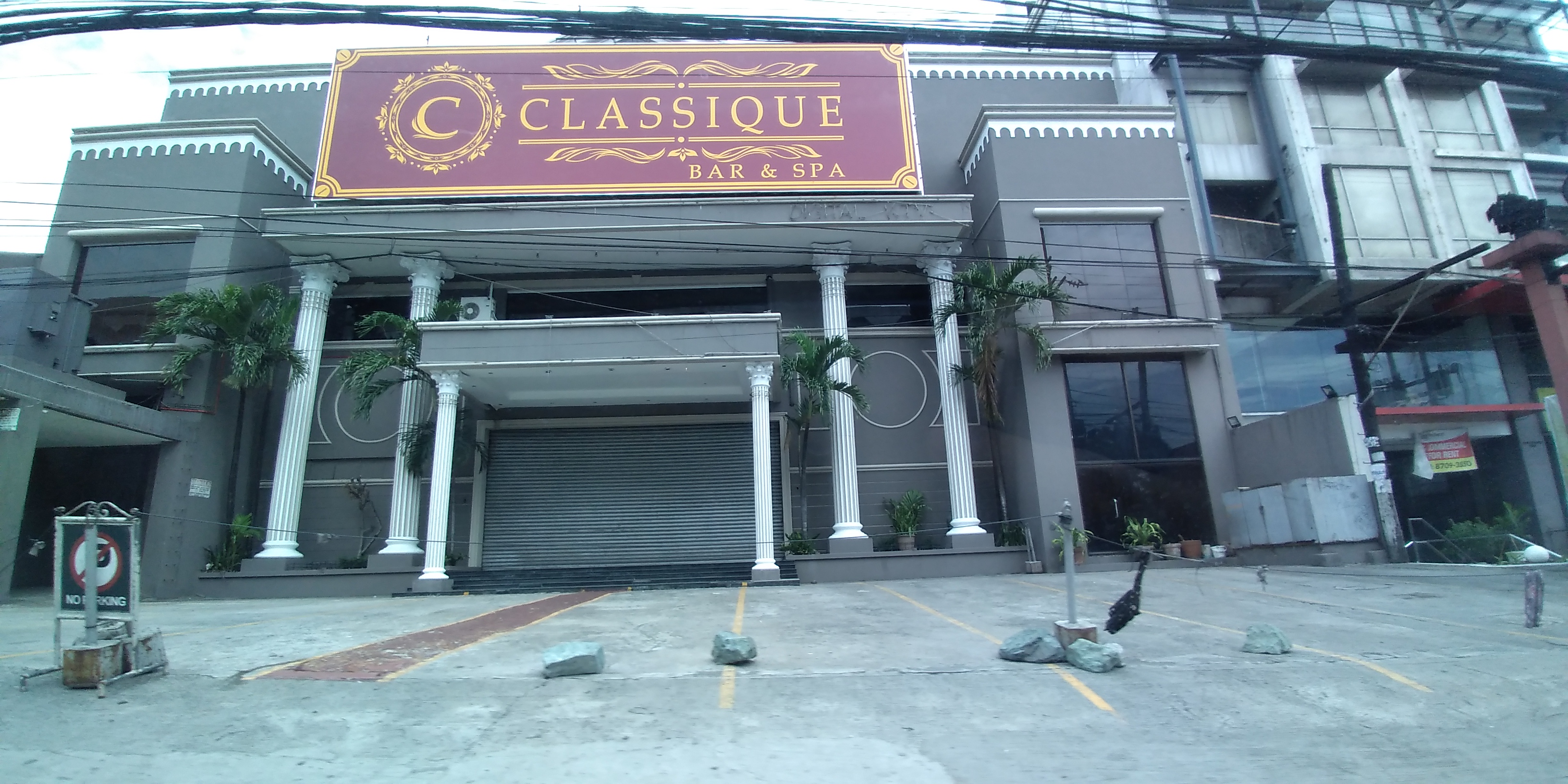 Classique Bar & Spa - Quezon City