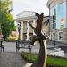 Скульптура «Гагара» в городе Ханты-Мансийск