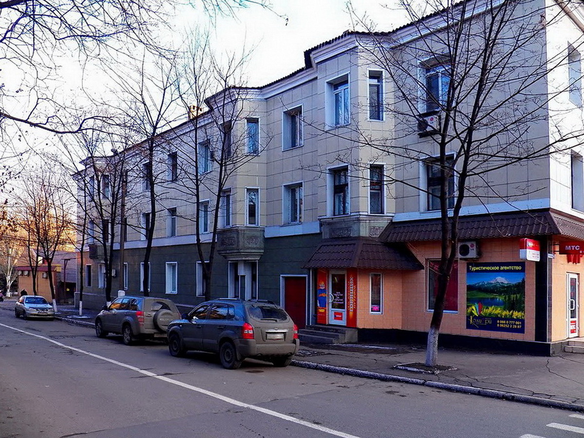Енакиево проспект Ленина 56