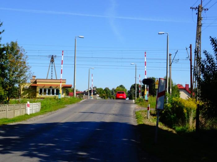 Przejazd Kolejowo-drogowy (strzeżony, Kat. A) - Borowa