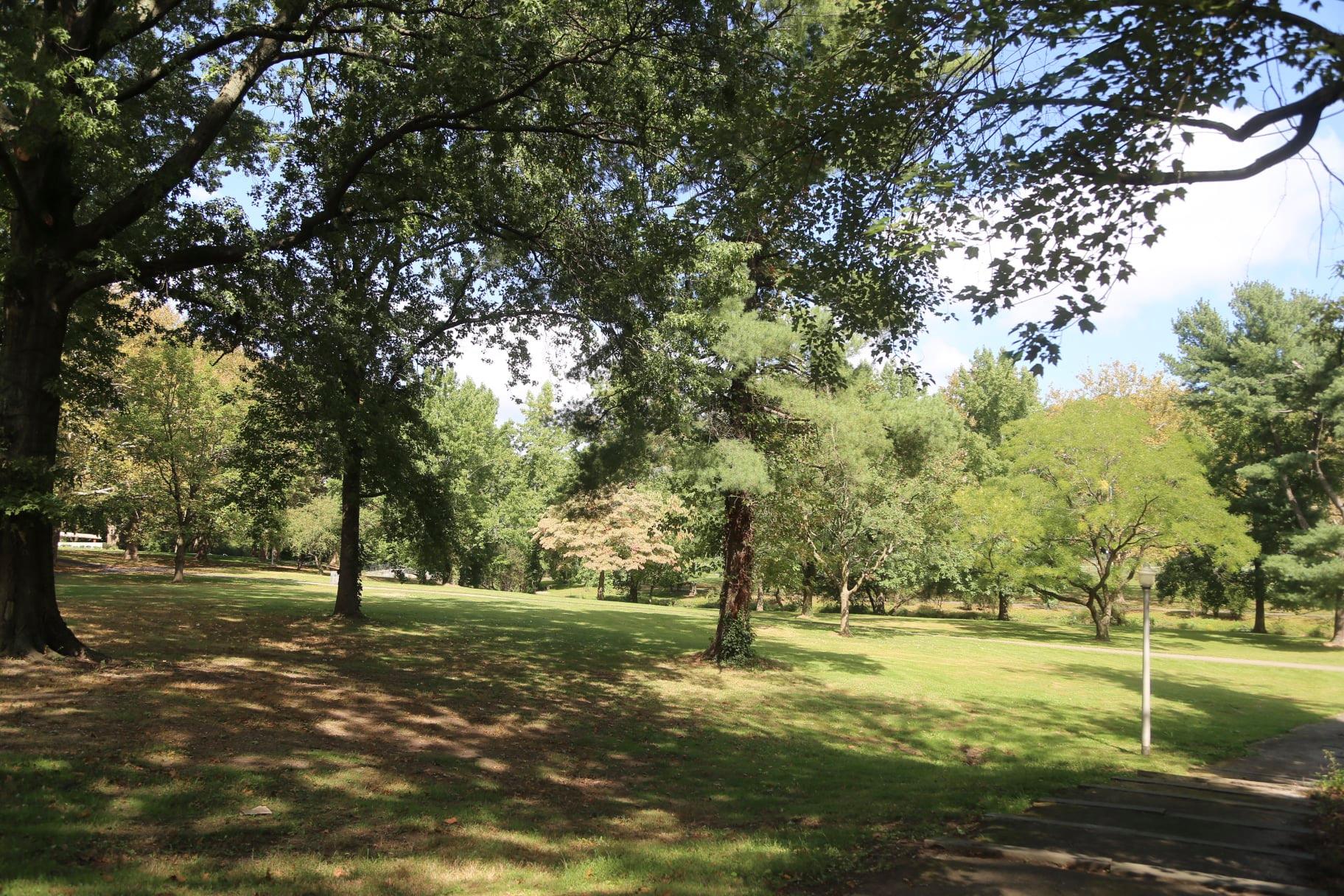 Manhasset Valley County Park