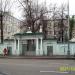 Старинный забор с воротами в городе Москва