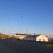 Озеленённый склон холма в городе Уфа