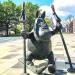 Скульптура «Муми-тролль на лыжах» в городе Москва