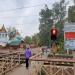 Пешеходный переход через ЖД пути в городе Правдинский