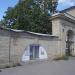Каменные ворота в городе Гатчина