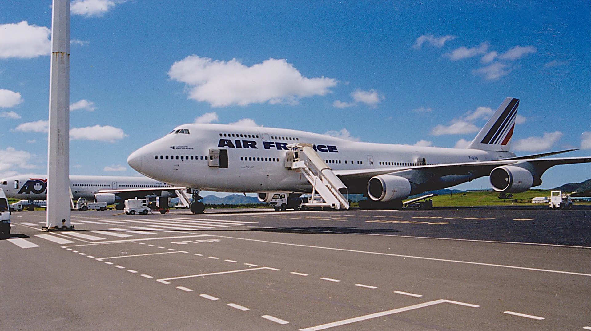 La Tontouta International Airport (NWWW)