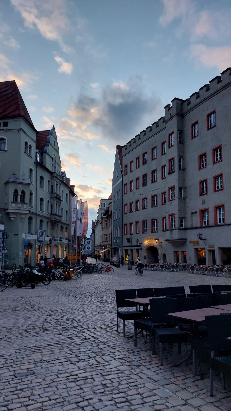 Tui Travelstar Am Opernhaus - Reisebüro Magdeburg Tui Travel Star - Regensburg