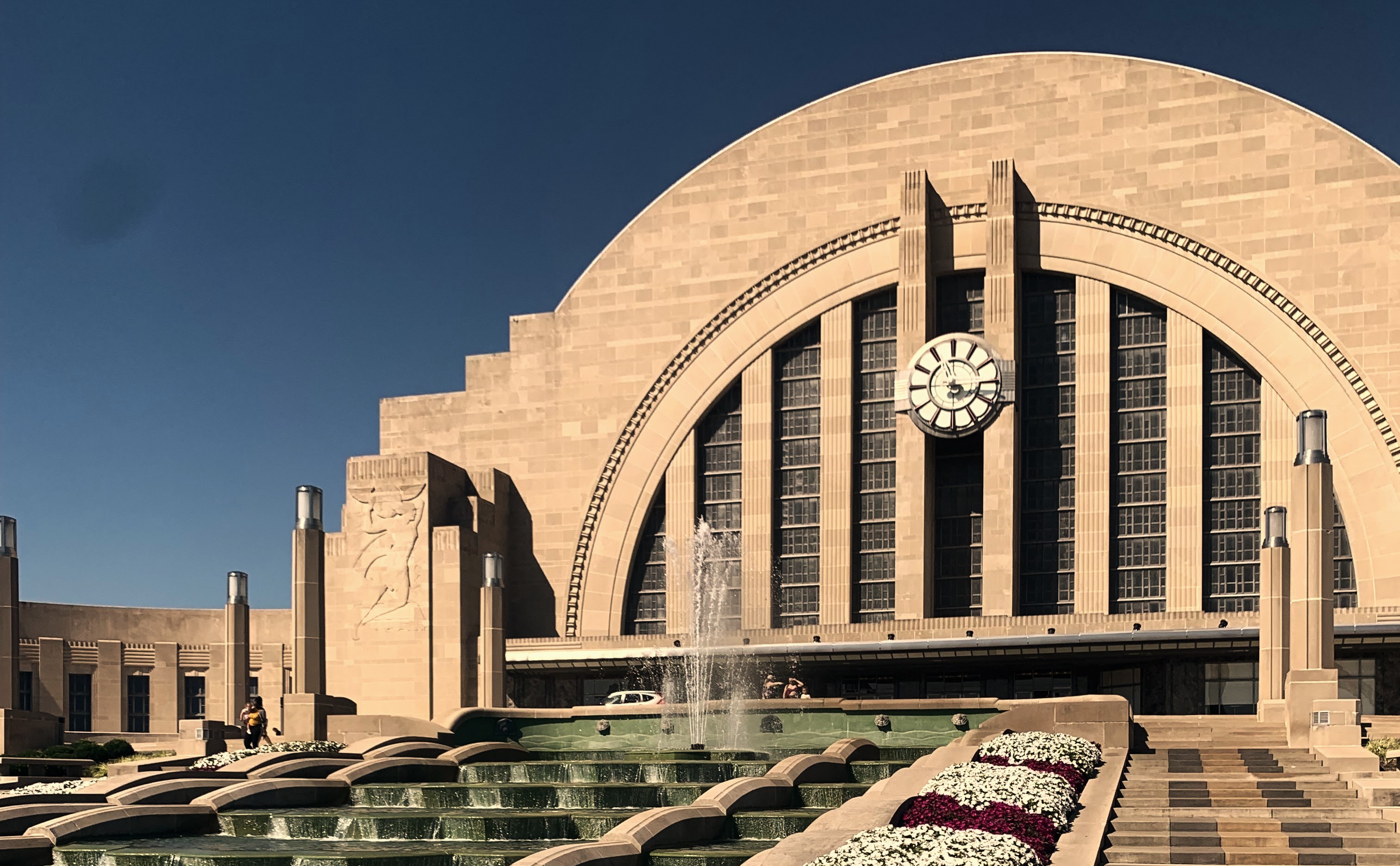 Pump Salon Cincinnati, Ohio hair salon, beauty salon