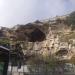 Cavern (en) في ميدنة القدس الشريف 