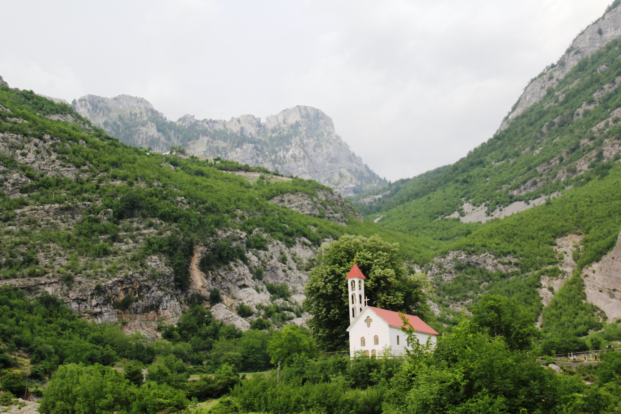 Catholic church Nikç