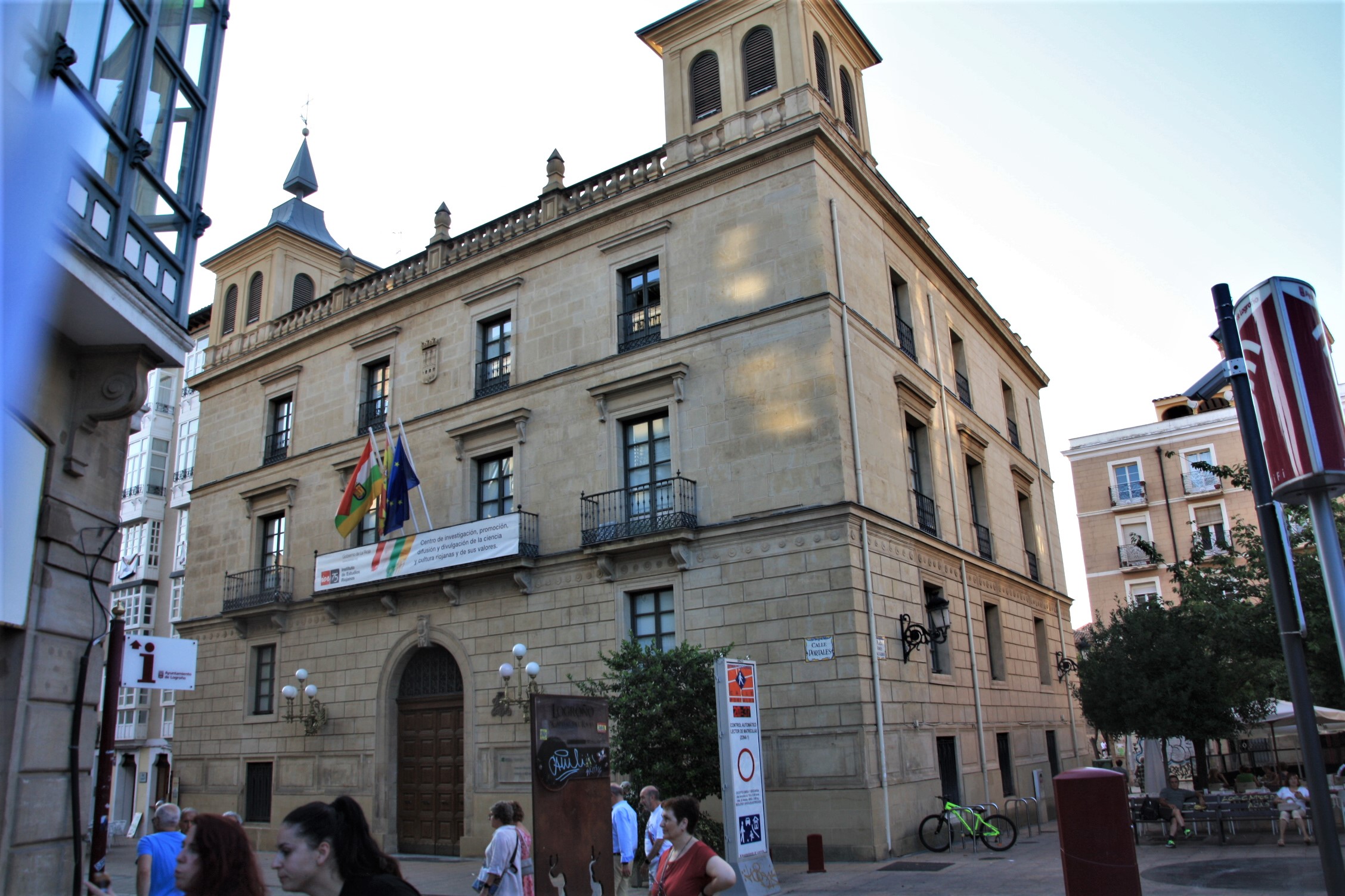 Palacio de los Chapiteles antiguo Ayuntamiento Logroño