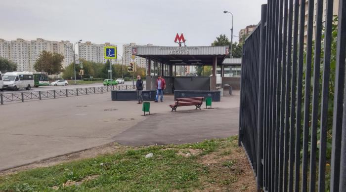 Москва метро люблино фото Решили добавить не много юмора Метро люблино работаем 2022 СК "GKNR" ВКонтакте