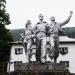 Скульптура «Дружба народів» (uk) в городе Яремче