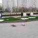 Газон со сферическими фонарями в городе Москва