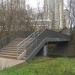 Пешеходный мост через реку Яузу в городе Москва