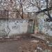 Щель между заборами — проход на товарную станцию Бойня в городе Москва