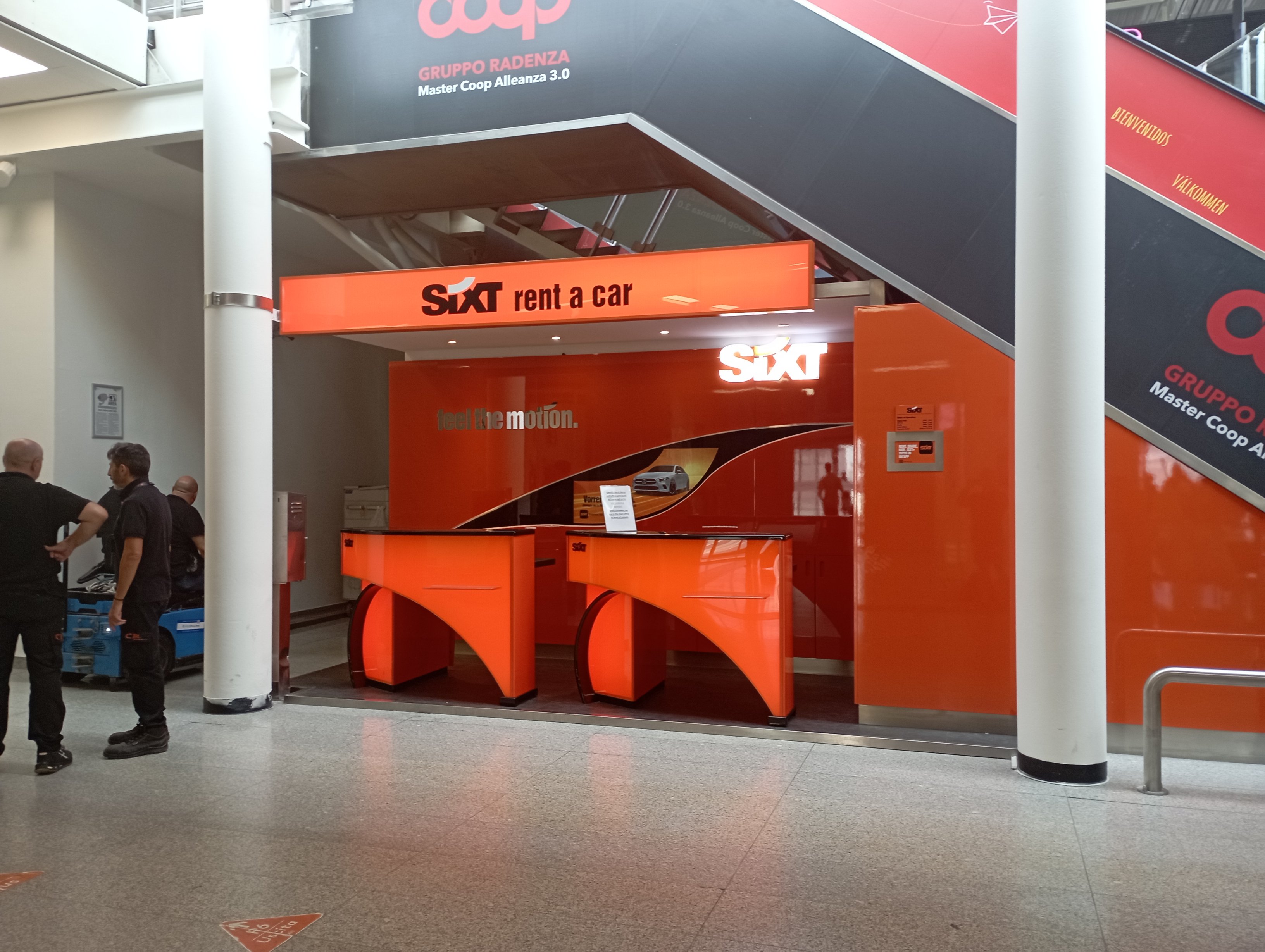 sixt rent a car adnan menderes havalimanı