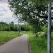 Пешеходная тропинка через пустырь в городе Москва