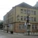 Дом со статуей в городе Черняховск