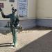 Скульптура аптекаря в городе Владимир