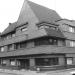 Garage Nottebaert en burgerhuis in Ronse city