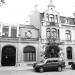 Herenhuis en bedrijfsgebouw in Ronse city
