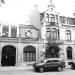 Herenhuis en bedrijfsgebouw in Ronse city