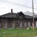 Заброшенный жилой дом в городе Барнаул