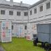 Dziedziniec ze starą karetą więźniarską in Łódź city