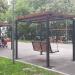 Площадка для отдыха с качелями в городе Москва
