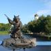 Скульптура «Волчок-лоцман» в городе Вышний Волочёк
