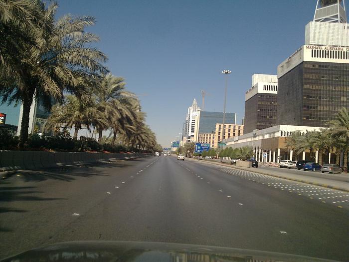 طريق الملك فهد الرياض