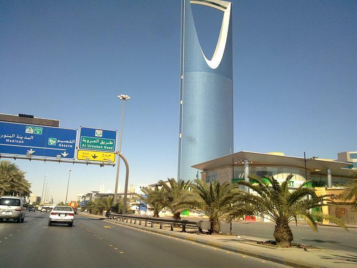 طريق الملك فهد الرياض