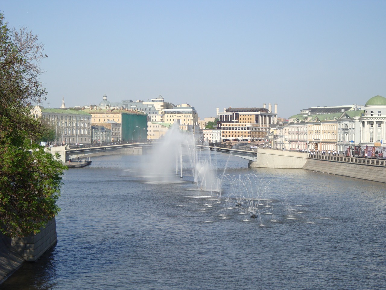 Водоотводный канал