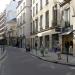 Rue Sainte-Croix-de-la-Bretonnerie dans la ville de Paris