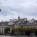 Quai des Tuileries dans la ville de Paris